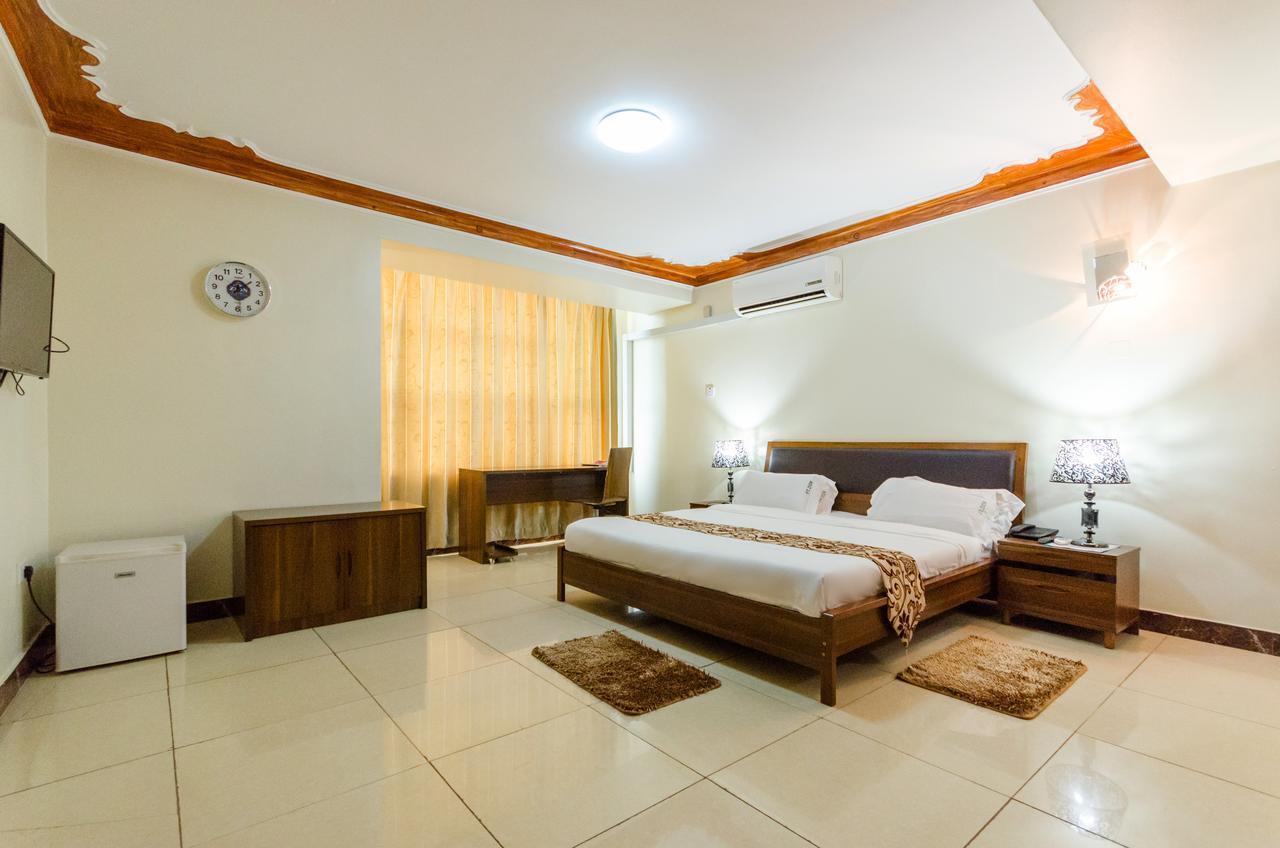 Mt. Zion Hotel Kampala Bagian luar foto