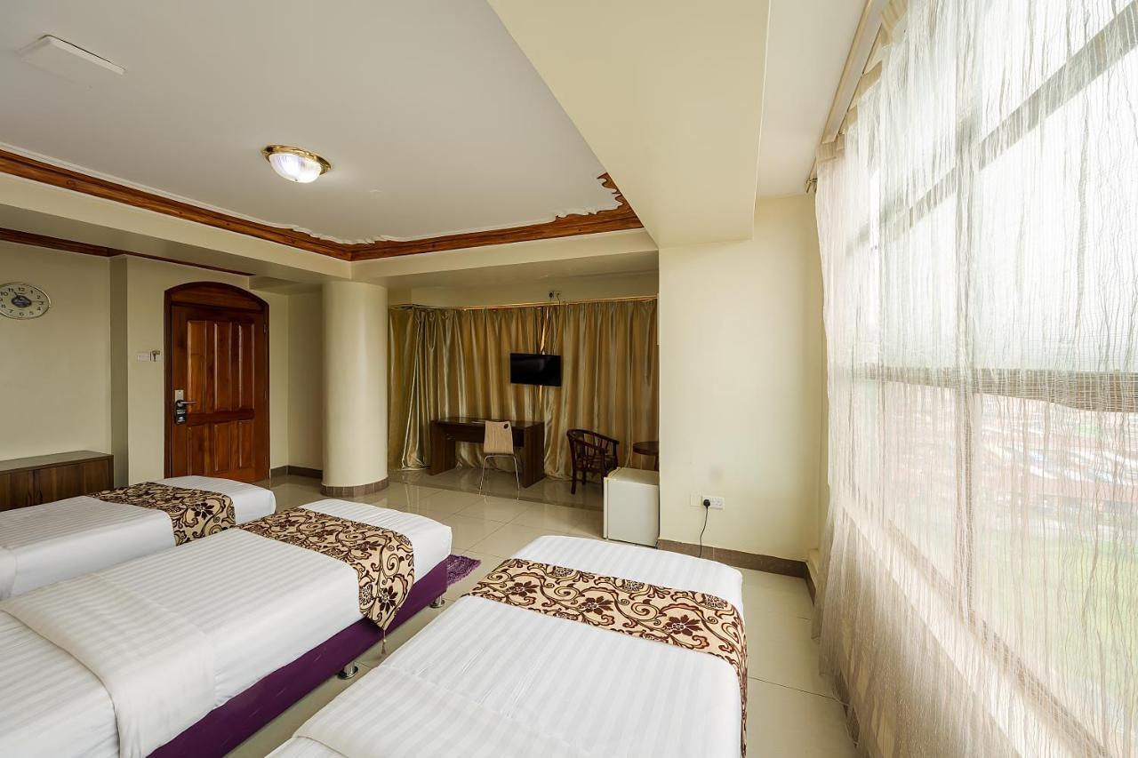 Mt. Zion Hotel Kampala Bagian luar foto